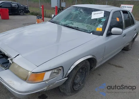 2000 Mercury Grand Marquis Gs z USA, uszkodzony, nr VIN 2MEFM74W4YX655148